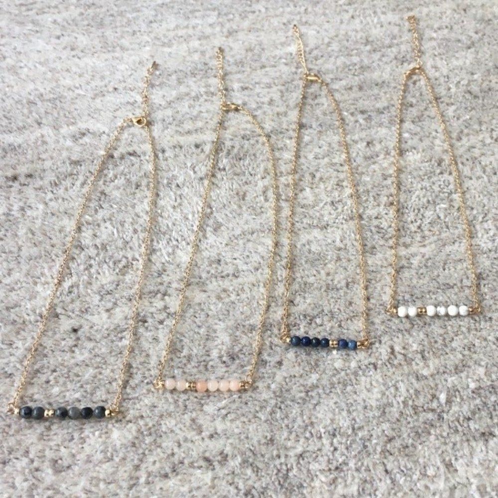 Grey Onyx Stone Bar Necklace Gold - Picture 4 of 5